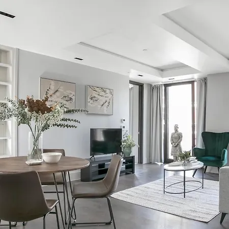 New Build-Air Con-2 Bedroom-Two Bathrooms Apt 6 London Exterior photo